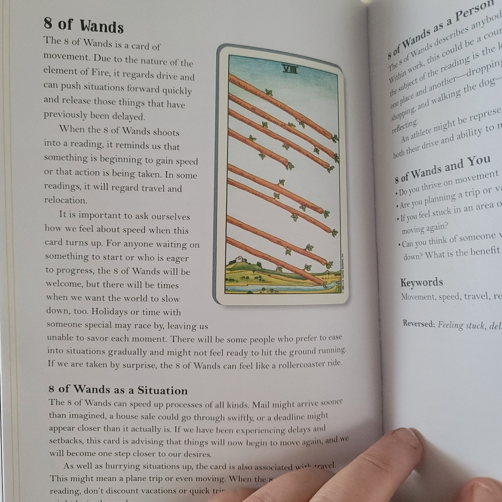 In Focus Tarot Guide Book‎ - Picture 4 of 6